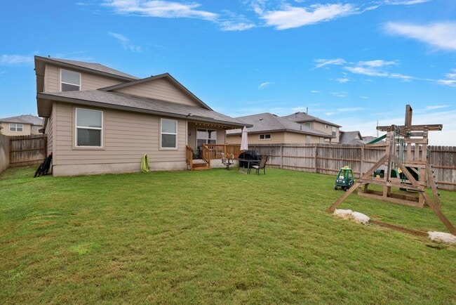 Building Photo - Beautiful 4 Bedroom/2.5 Bathroom Two Story Newly Built in the West Side of San Antonio