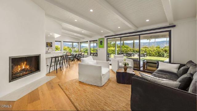 Building Photo - 565 Del Oro Dr