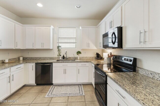 Building Photo - 2930 N Raven