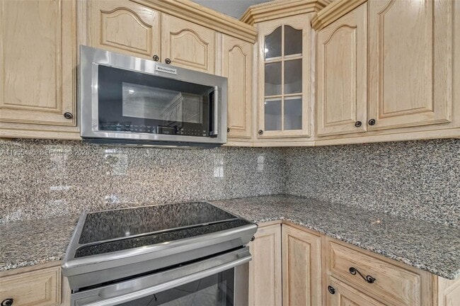 Building Photo - 5936 SW 29th St