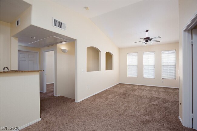 Building Photo - 10550 W Alexander Rd