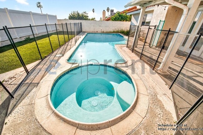 Building Photo - 1745 Buckeye St