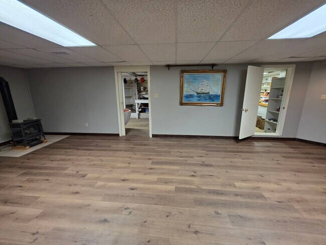 Building Photo - 7068 Sandy Creek Rd