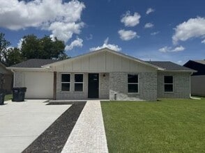 Building Photo - 2510 Bliss St