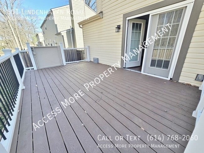 Building Photo - 801 Lindenhaven Rd