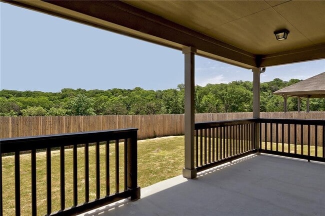 Building Photo - 1008 Goldilocks Ln