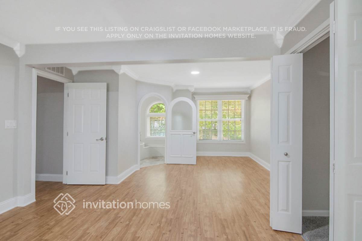 Building Photo - 7413 Laketree Dr