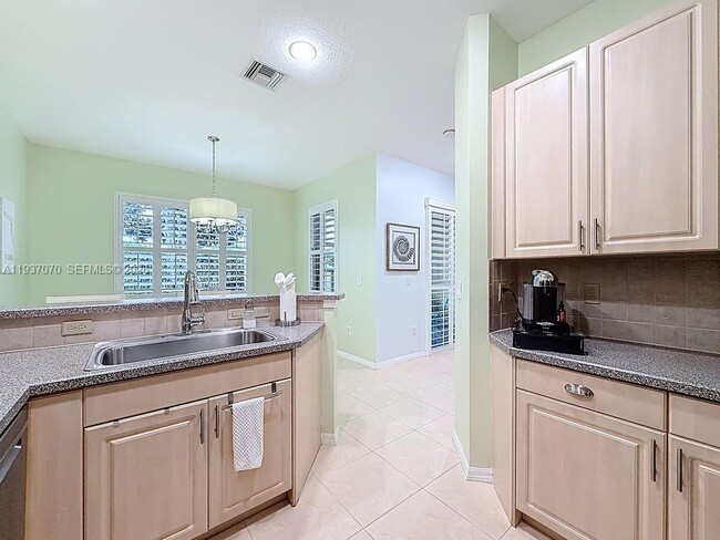 Building Photo - 602 Mariner Bay Blvd