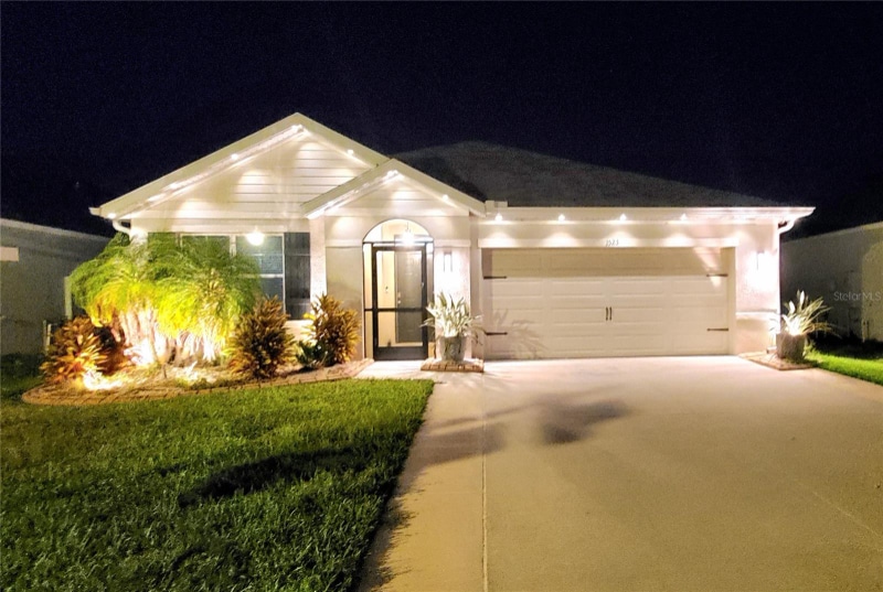 Primary Photo - 1523 Glen Grove Loop