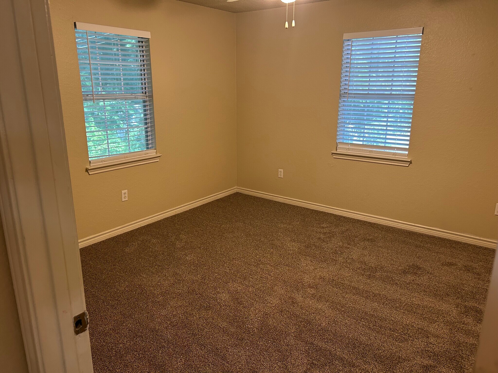 Bedroom 1 - 112 Tawakoni Trl