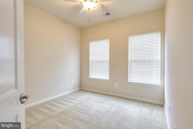 Building Photo - 6300 Santo Place