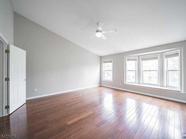Building Photo - 451 Hartford Dr