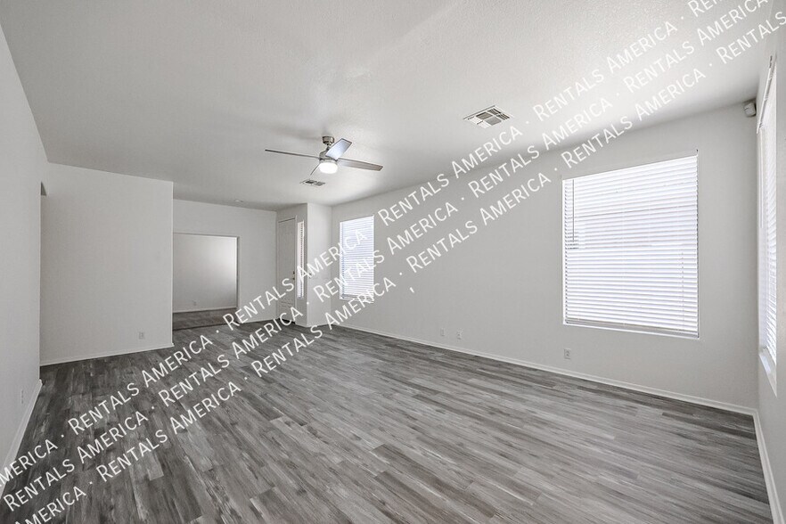 Building Photo - 263 N Kimberlee Way