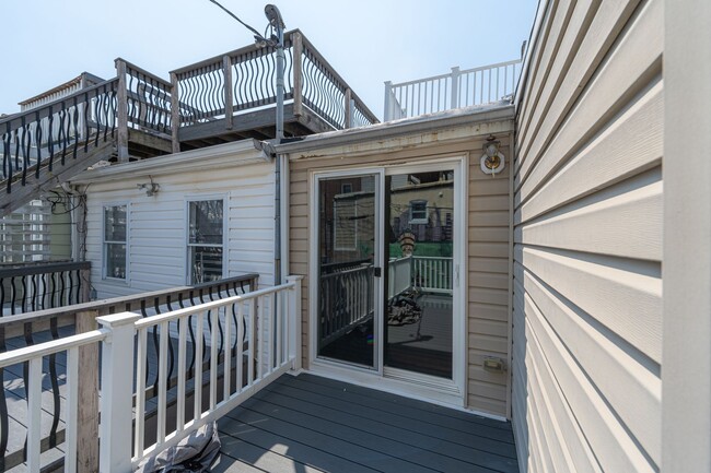 Building Photo - 3-Bedroom Home with Finished Basement in P...
