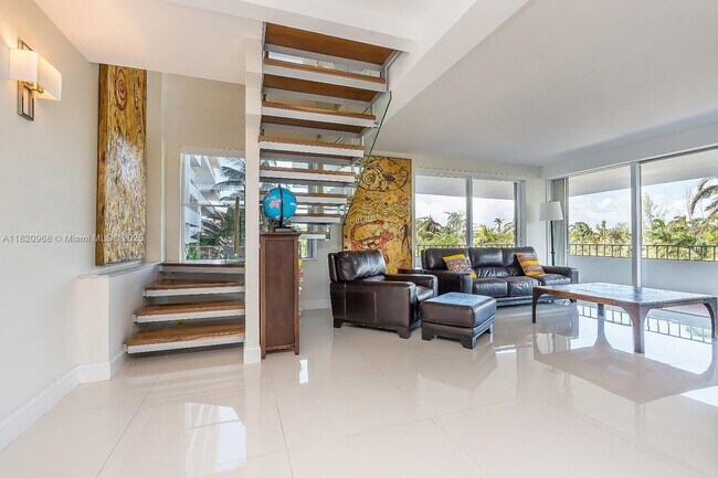 Building Photo - 155 Ocean Ln Dr