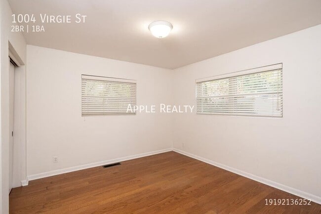 Building Photo - 1004 Virgie St