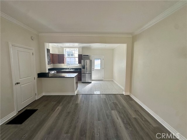 Building Photo - 1760 N Las Palmas Ave