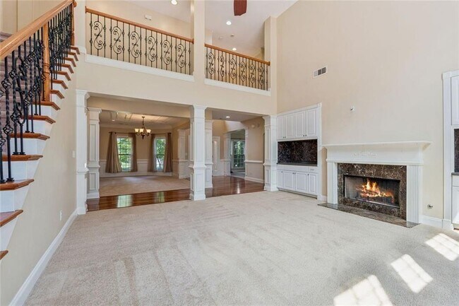 Building Photo - 410 After Glow Smt