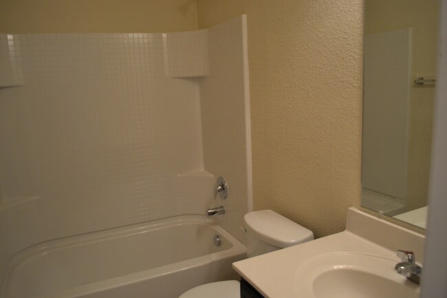 Building Photo - House for Lease in Sherman