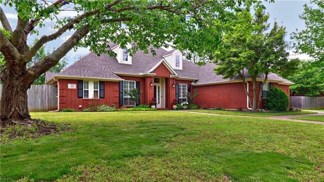 Building Photo - 5408 W Redbud St