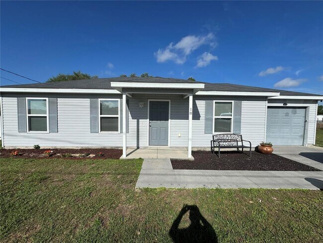 Primary Photo - 18 Juniper Dr Ct