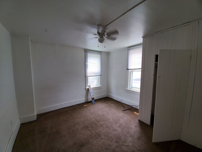 Building Photo - 2512 Walnut St