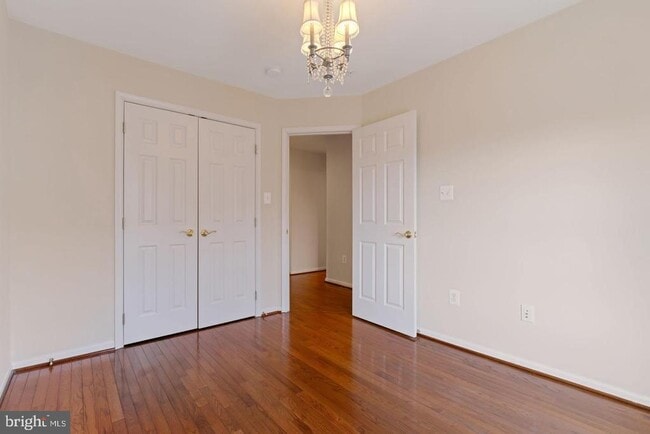 Building Photo - 725 Ridgemont Ave