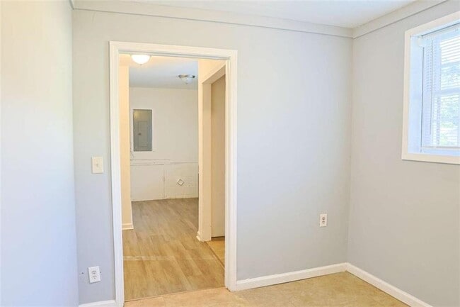 Building Photo - 130 Mimosa Dr