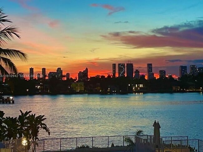 Building Photo - 1 Century Ln