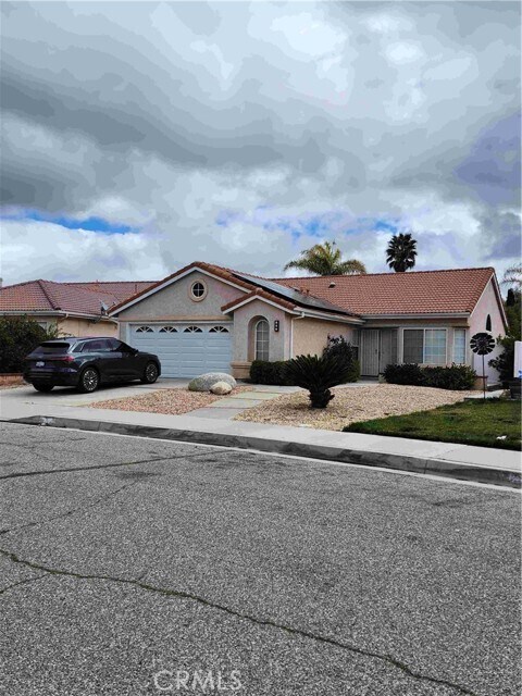 Building Photo - 856 Harrow St