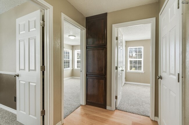 Building Photo - 5115 Kingston Dr