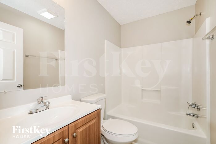 Building Photo - 517 Catawba Cir N