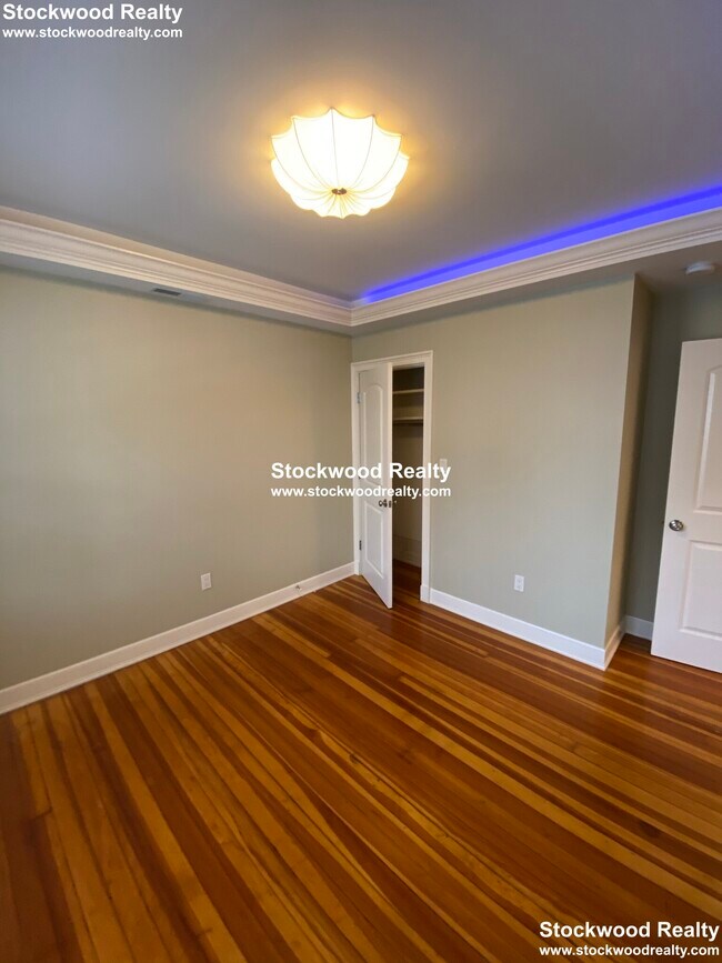 Building Photo - 152 Blue Hill Avenue