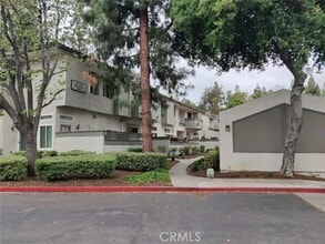 Building Photo - 31 Blackbird Ln