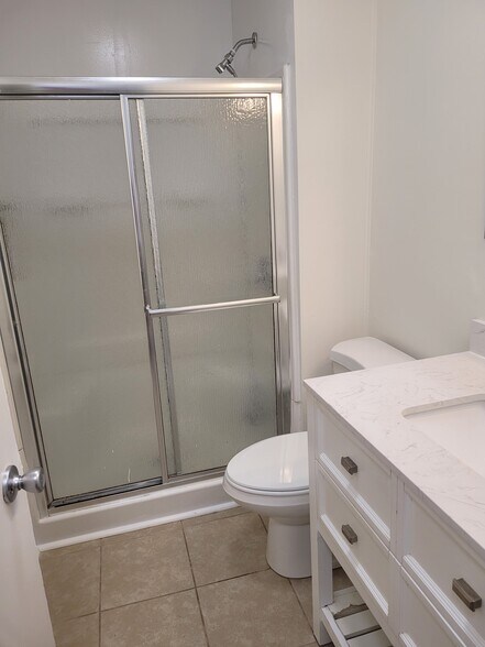Building Photo - 3986 Sunny Lane Dr