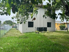 Building Photo - 3076 NW 59th St