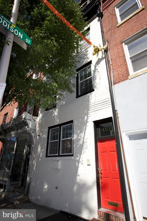 Building Photo - 421 S 20th St