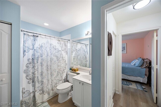 Building Photo - 640 Luisa Ln