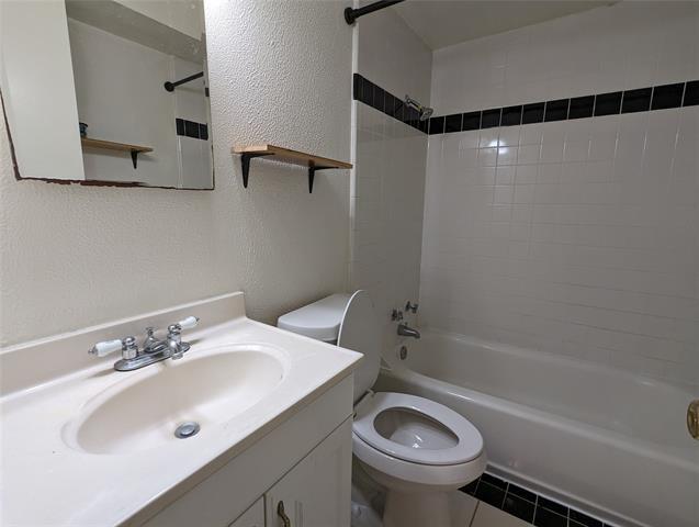 Building Photo - 5730 Martel Ave