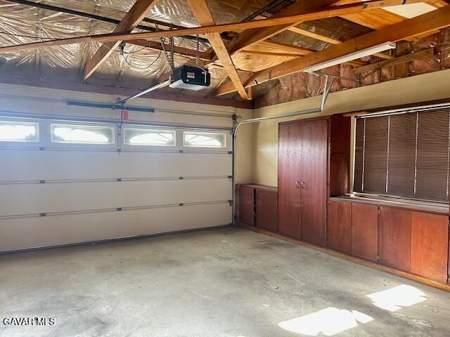 Building Photo - 431 Fantasy St