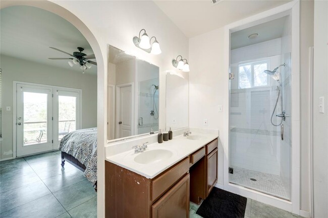 Building Photo - 14101 Red Feather Trail