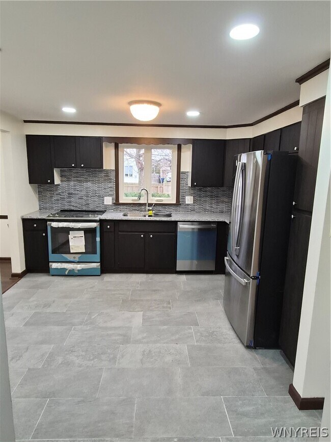 Building Photo - 210 Culpepper Rd