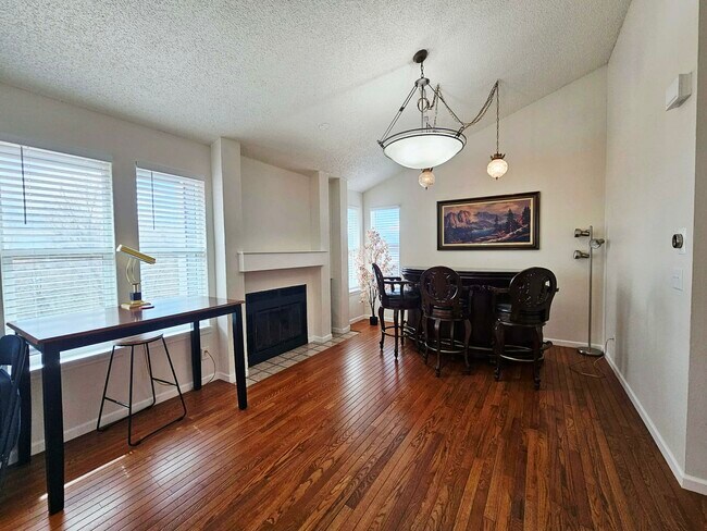 Building Photo - 7486 Liberty Bell Dr