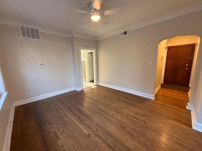 Building Photo - 3451 W Parker Ave