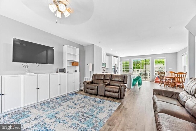 Building Photo - 43871 Eucalyptus Way