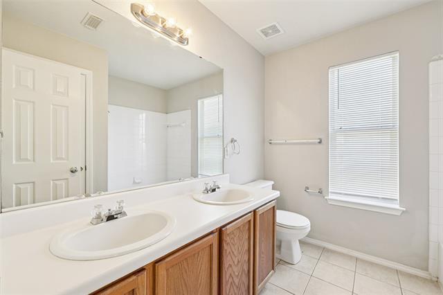 Building Photo - 924 Melted Candle Cove