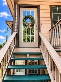 Building Photo - 211 Shenandoah Dr