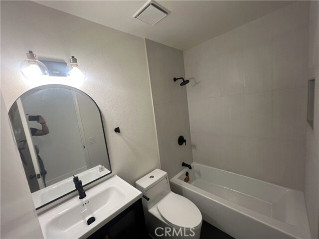 Building Photo - 21475 Aguilar