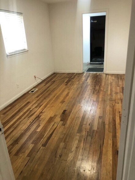 Building Photo - 7105 166th Ave E