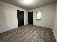 Building Photo - 1206 Martin St